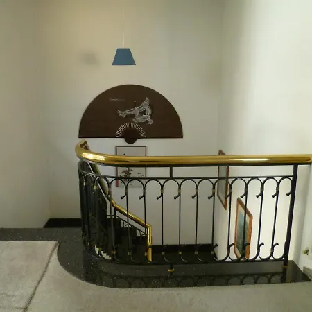 Datacom House - The Sky Blue Gasthuis