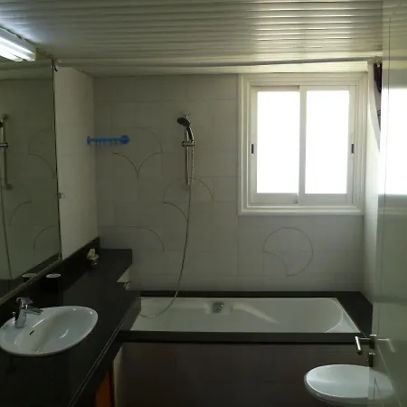 Datacom House - The Sky Blue Gasthuis 3*