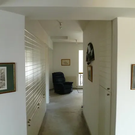 Datacom House - The Sky Blue Pensionat 3*